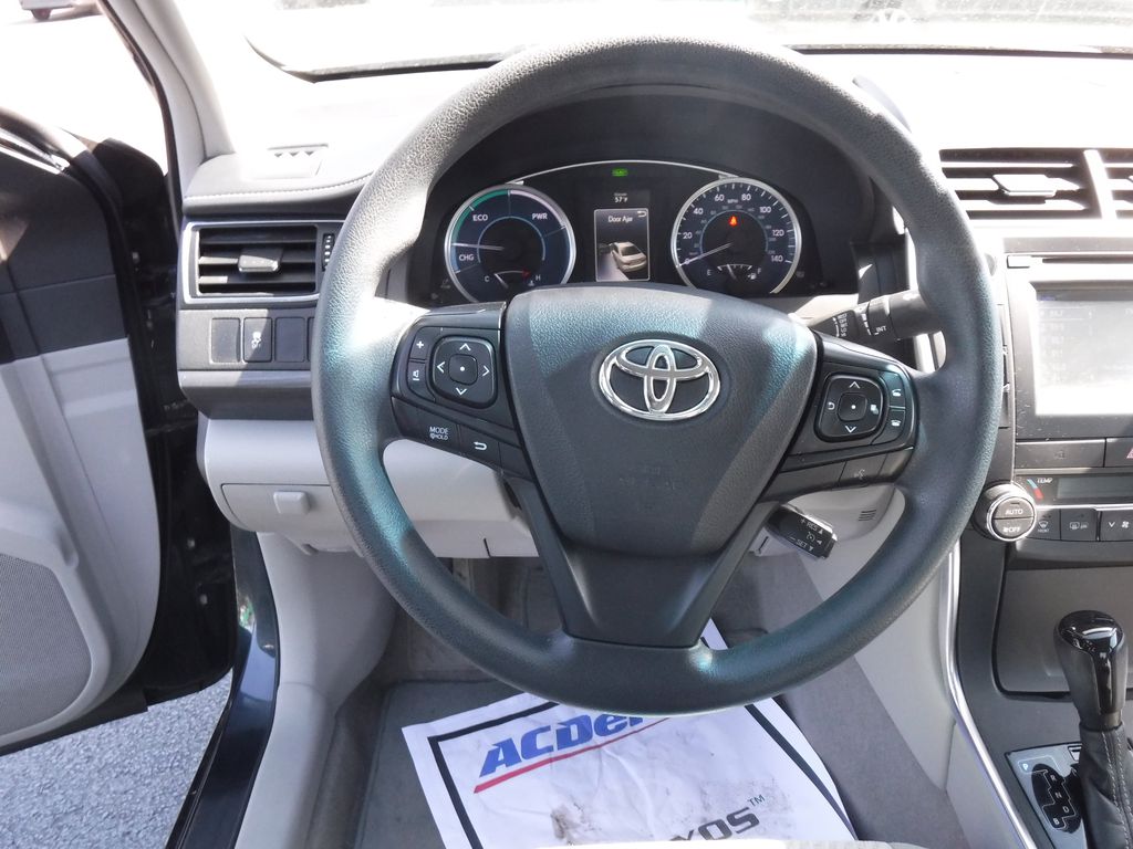 Used 2016 Toyota Camry Hybrid For Sale